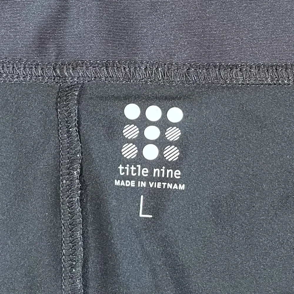 Title Nine Women's Pants Round Trip Wide Leg Crop Outdoor Athleisure L Black - Picture 2 of 9